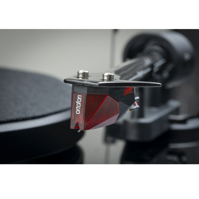 Pro-Ject|Debut E Carbon Turntable with Ortofon 2M Red Cartridge|Melbourne Hi Fi4